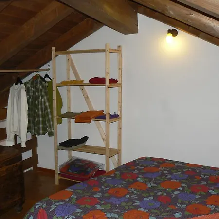 Apartment Agriturismo I Sette Raggi Ailoche